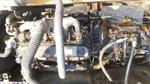 ขายแบ็คโฮ komatsu pc200-รุ่น3