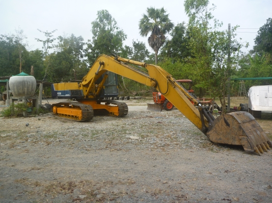 ขายแบ็คโฮ komatsu pc200-รุ่น3