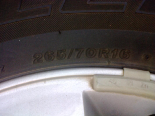 แม็กซ์วีโก้แชม16พร้อมยางบิดโตนดอกสวยๆ2657016ปี12 แม็กซ์วีโก้แชม16พร้อมยางบิดโตนดอกสวยๆ2657016ปี12