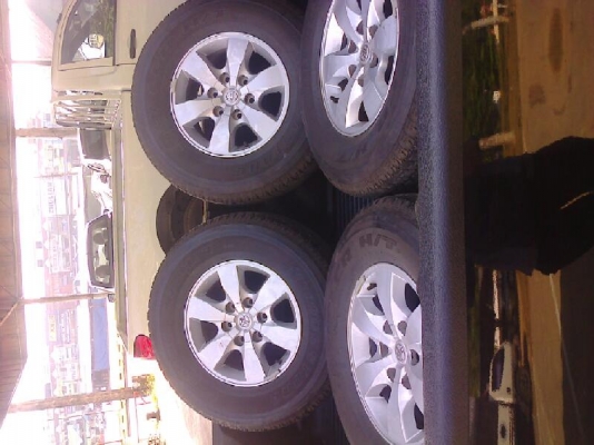 แม็กซ์วีโก้แชม16พร้อมยางบิดโตนดอกสวยๆ2657016ปี12 แม็กซ์วีโก้แชม16พร้อมยางบิดโตนดอกสวยๆ2657016ปี12