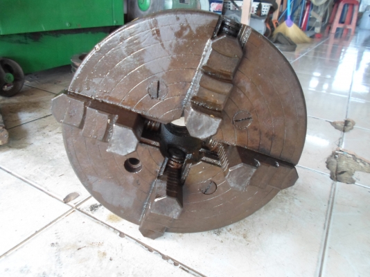 แท่นเลื่อย HERO  สภาพสวย เดิม ๆ พร้อมใช้งาน 8,000