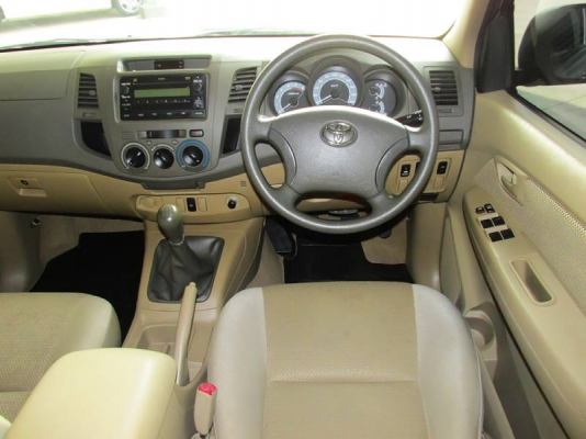 TOYOTA HILUX VIGO D4D Double Cab 2.5 MT ปี 2011 TOYOTA HILUX VIGO D4D Double Cab 2.5 MT ปี 2011