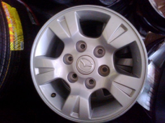 แม็กซ์มาสด้าสภาพใหม่ป้ายแดงๆ