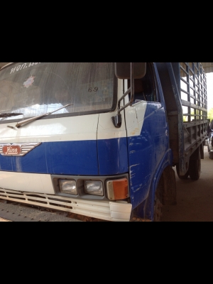 Hino KM777