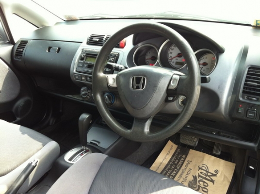 ### ขาย HONDA JAZZ ปี 2004 ###