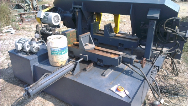 Sell> ขายเลื่อยสายพาน Band Saw มือสอง เทียบกับ Amada 400 ตัวใหญ่ เป็นเครื่อง กึ่งออโต้ครับ กำแพงแสน นครปฐมครับ