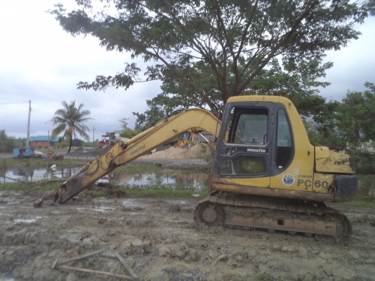 ขายรถแบคโฮ KOMATSU PC 60 - 7