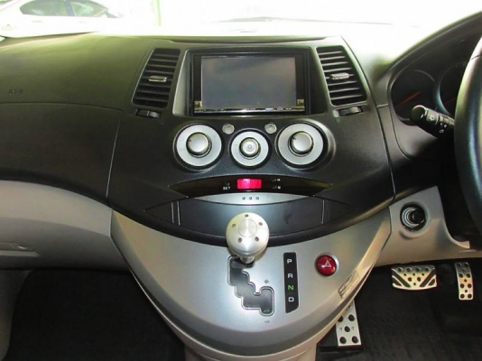 MITSUBISHI SPACE WAGON 2.4 AT ปี 2008 MITSUBISHI SPACE WAGON 2.4 AT ปี 2008