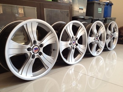 แม็กซ์17 นิ้ว BMW 5รู120 สวยทั้งชุด สำหรับซีรีย์ 3 ตจว ส่งได้ครับ