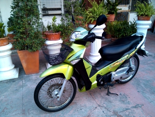 wave 125s โฉมไอ ไมล์ดิจิตอล กุญแจใหญ่