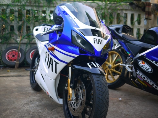 รับสั่งประกอบ Cbr400 Vfr Nc30 Nc35 จัดไฟแนนท์ได้เลือกสีเลือกลายเลือกแฟริ่งได้