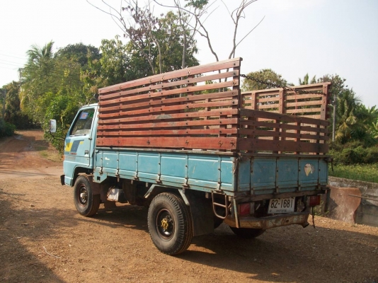 รถพร้อมใช้งาน   พร้อมบรรทุก  รุ่น NHR  100 แรงม้า