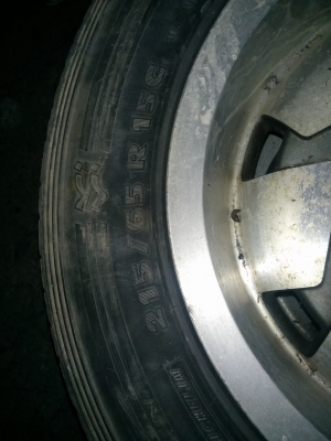 ล้อพร้อมยาง enkai R15 6รู พร้อมยาง215/65 4,000บาท ล้อพร้อมยาง enkai R15 6รู พร้อมยาง215/65 4,000บาท