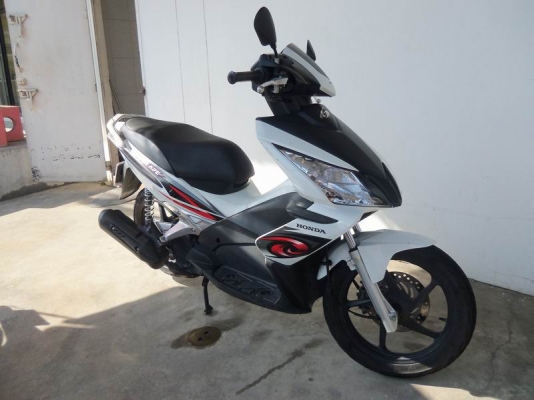 ด่วนลดราคาเหลือเพียง14000 ขายฮอนด้าแอร์เบรค ปี2550 เดิมทุกชิ้น รถใช้มือเดียว