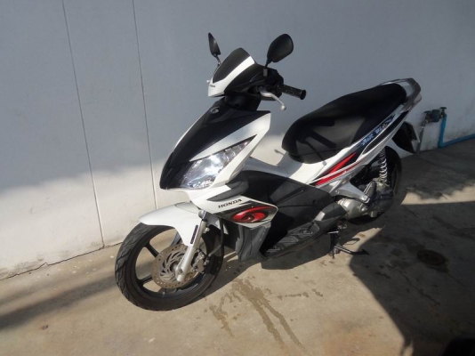 ด่วนลดราคาเหลือเพียง14000 ขายฮอนด้าแอร์เบรค ปี2550 เดิมทุกชิ้น รถใช้มือเดียว