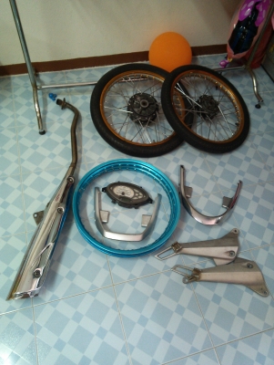 ท่อไอเสีย เวฟ 125 แท้ คอเลส