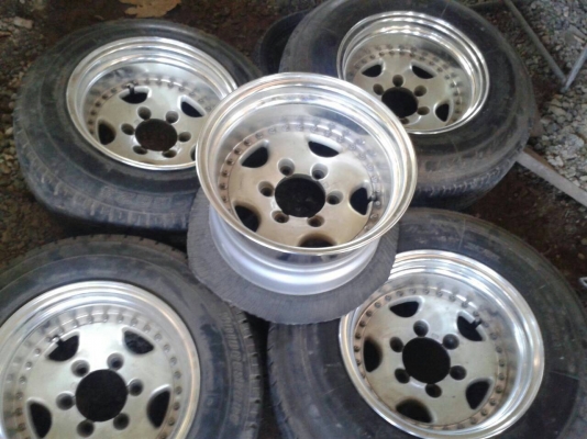 ขายล้อ 15"กว้างๆลึกๆ