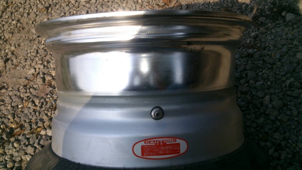 ขายล้อ 15"กว้างๆลึกๆ