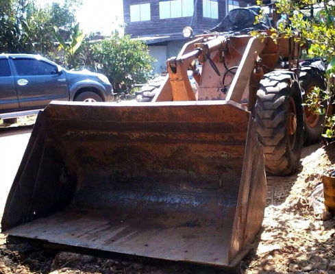 **400,000 บ.ต่อรอง**ขายรถตักล้อยาง KOMATSU JH30B ยอดนิยม เครื่องเดิมปั็มเดิม แน่นดี แรง ระบบไฮฯใช้งานปกติ สีสันดั ยางดี รถใช้งานอยู่ครับ พร้อมใช้ พร้อมลุยงาน เอกสารสัญญาซื้อขาย ราคาต่อรองได้เด้อ พี่น้องครับ