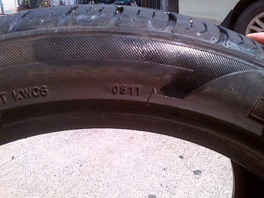 ขายยางขอบ 17 GREMAX MAX3000 ปี 2011ยางนิ่ม 1เส้น 600 0894445594 ขายยางขอบ 17 GREMAX MAX3000 ปี 2011ยางนิ่ม 1เส้น 600 0894445594