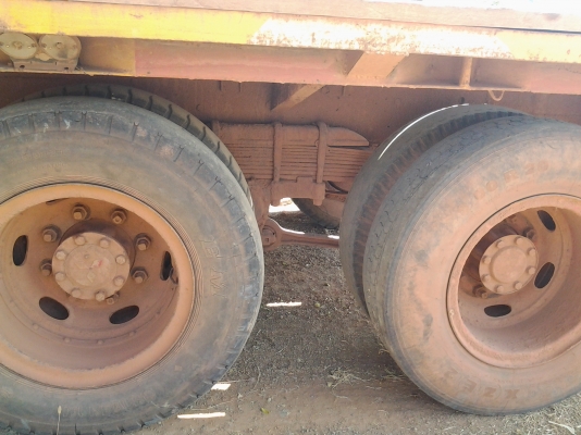 HINO หางปลาขึ้น200 เครื่อง EH700 เบรคทิฟี่ เพาเวอร์ เฟืองท้ายคุณหลง ไม่มีทะเบียนครับพี่น้อง