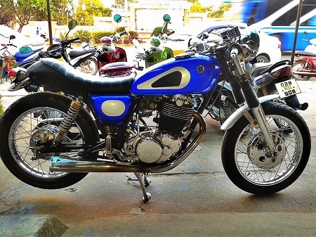 ขายSR400 cafe สรรพสามิตร (หลุดมัดจำ)
