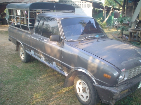 ขายรถ mazda 1300 (lpg )
