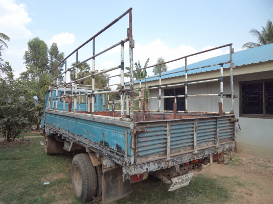 ขาย125000บาทรถ6ล้อราคาถูกๆตามสภาพอีซูซุเครื่อง110แรง เครื่องแน่น คัซซีสวยพร้อมใช้งานคับ