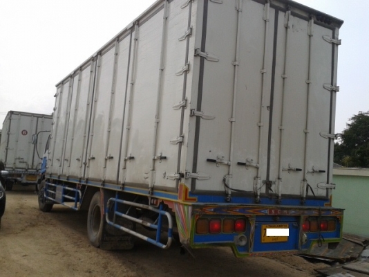 ขาย Deca 200 แรง ปี 45 ตู้สิบาน 7.6 m พร้อมใช้ โทร 088-4501277