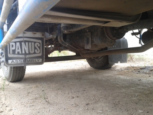 ขาย Deca 200 แรง ปี 45 ตู้สิบาน 7.6 m พร้อมใช้ โทร 088-4501277