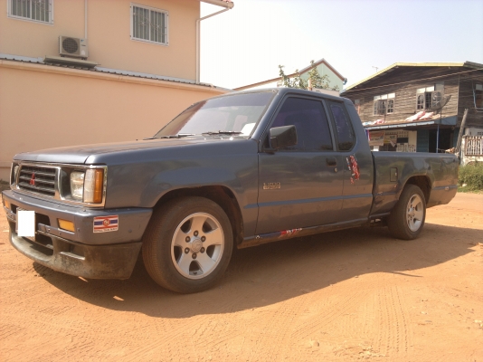 มิซซุบิชิ แอโร่บอดี้ 2500