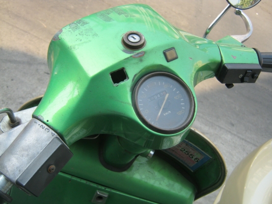 เวสป้า px หัวเหลี่ยม 48,000 เอกสารครบ