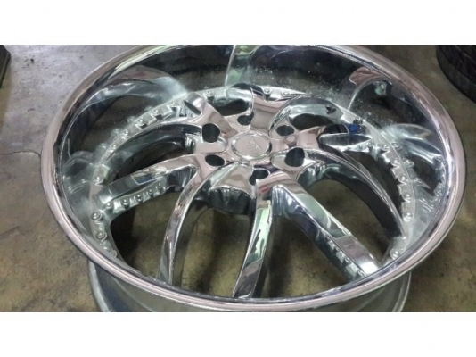 ขอบ 22 VIP 6รู กว้าง 9.5 ออฟ 15 ***มีคู่เดียว***