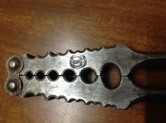 คีมย้ำหางปลาสายไฟโบราณ M.Klein & Sons คีมย้ำหางปลาสายไฟโบราณ M.Klein & Sons