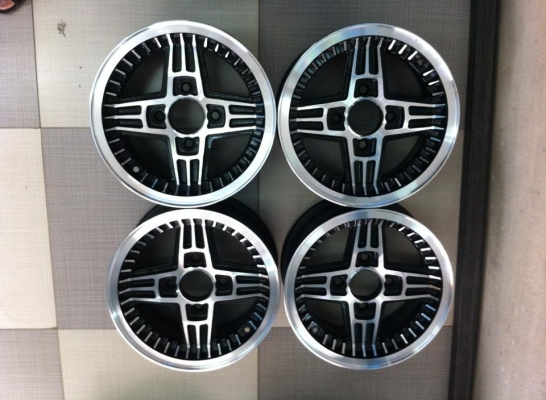 ล้อjapan 13x6 4/114 et20 สวยกิ๊บๆ