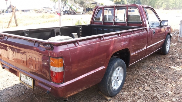***ขายแล้วครับขอบคุณ Truck2hand ขายกระบะตอนเดียว MITSU L200 Cyclone 2.5ปี32/89 เครื่องเดิมเกียร์เดิม เครื่องอ่อน เกียร์ดี ช่วงล่างแน่นคัสวีสวยเดิม ไม่ปะไม่ดาม กระบะเก็บงานแล้ว ล้อแม็ก ยางดี หัวเก๋งสวยภายในสวยคอนโซลครบ แอร์เย็น สีสันดีรถเคลียร์สีแล้ว ขายตา
