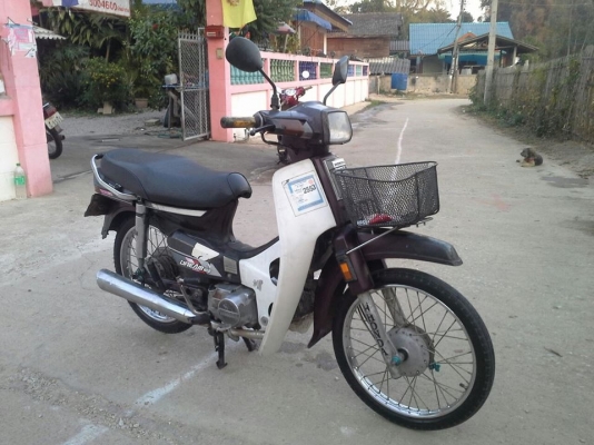 ดรีมคุรุสภาทะเบียนโอนภาษีขาด2ปีสภาพเดิมๆขาดถูก11500บาท