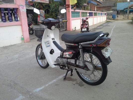 ดรีมคุรุสภาทะเบียนโอนภาษีขาด2ปีสภาพเดิมๆขาดถูก11500บาท