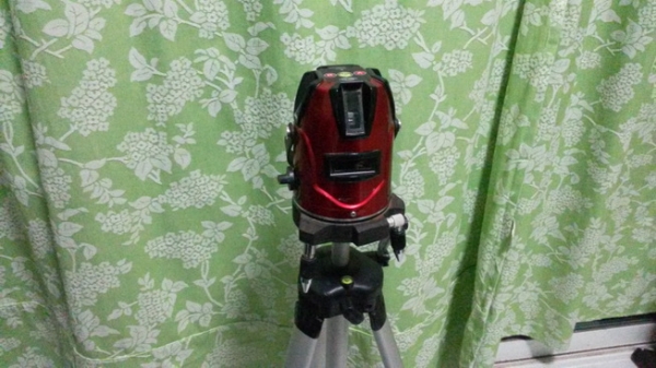 เครื่องวัดระดับเลเซอร์ รอบทิศทาง 360องศา พร้อมใช้งาน เครื่องวัดระดับเลเซอร์ รอบทิศทาง 360องศา พร้อมใช้งาน