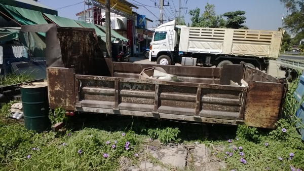 กะบะดั้ม6ล้อใหญ่ ยาว3.80 คัสซีกว้าง83ซม. คัสซีเทียม กระบอกยกครบ... กะบะดั้ม6ล้อใหญ่ ยาว3.80 คัสซีกว้าง83ซม. คัสซีเทียม กระบอกยกครบ...