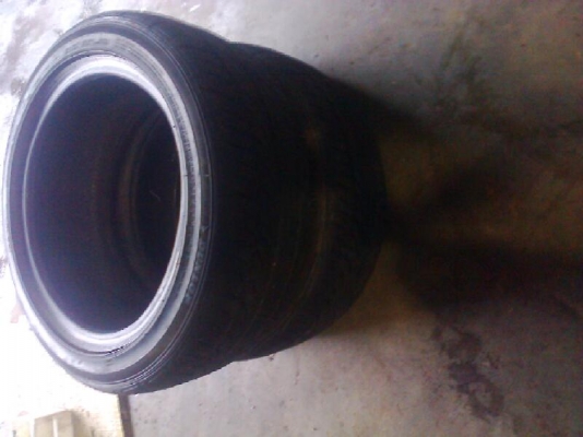 ยาง\%195 50R15ดอกสวยๆหน้านิ่ม1คู่แถมดีสโตนปี13ให้1เส้นคับ