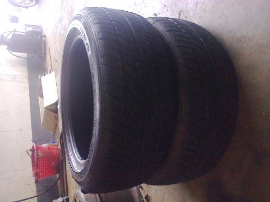 ยาง\%195 50R15ดอกสวยๆหน้านิ่ม1คู่แถมดีสโตนปี13ให้1เส้นคับ