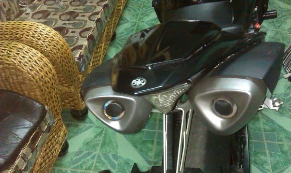 ขาย R1 ปี 2010 สเปกusสพม.แท้ครับชิมดูแล้ว เครื่องดีระบบไฟปกติ สวยจบ แลกเทรินได้