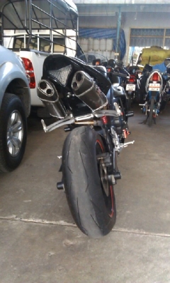 ขาย R1 ปี 2010 สเปกusสพม.แท้ครับชิมดูแล้ว เครื่องดีระบบไฟปกติ สวยจบ แลกเทรินได้