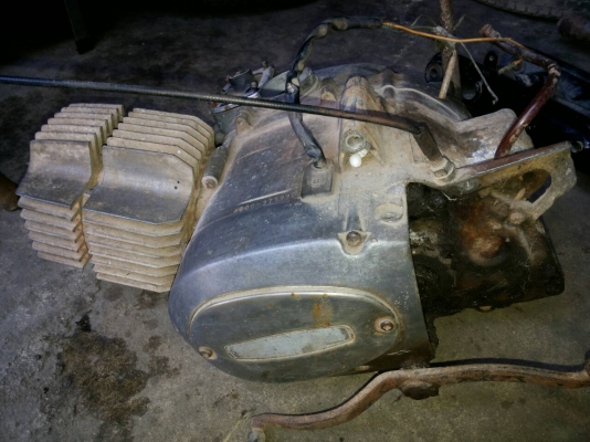 ขายเครื่อง A100 สภาพดีเครื่องติด0828661286