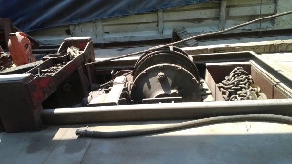 10ล้อ165แรง เพลาเดียว..ติดเครน 3ตัน 3 ปลอก(2ชัก) มีวินลากพร้อม...