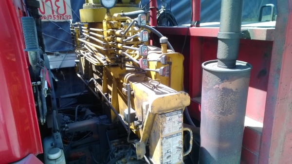 10ล้อ165แรง เพลาเดียว..ติดเครน 3ตัน 3 ปลอก(2ชัก) มีวินลากพร้อม...