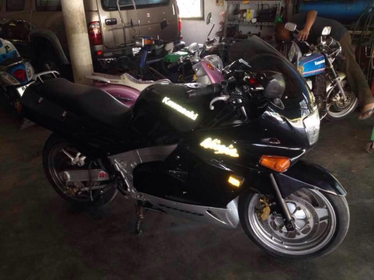 ขาย kawasaki zx10 1989 ทะเบียนแ้ท้ 95,000 บาท