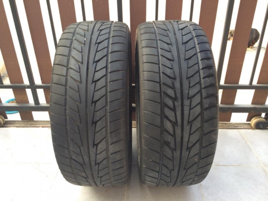 ขายยาง 2 เส้น 3,600 บาท ของ nitto nt 555 ขนาด 215 45 17 ปี 2012 ดอกยังสวย ยุ กทม.แถววัชรพล นะครับ (เพื่อนฝากขายครับ) โทร 084-0624506