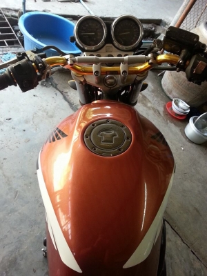 ขาย Cb400 ทะเบียนแท้ครับ